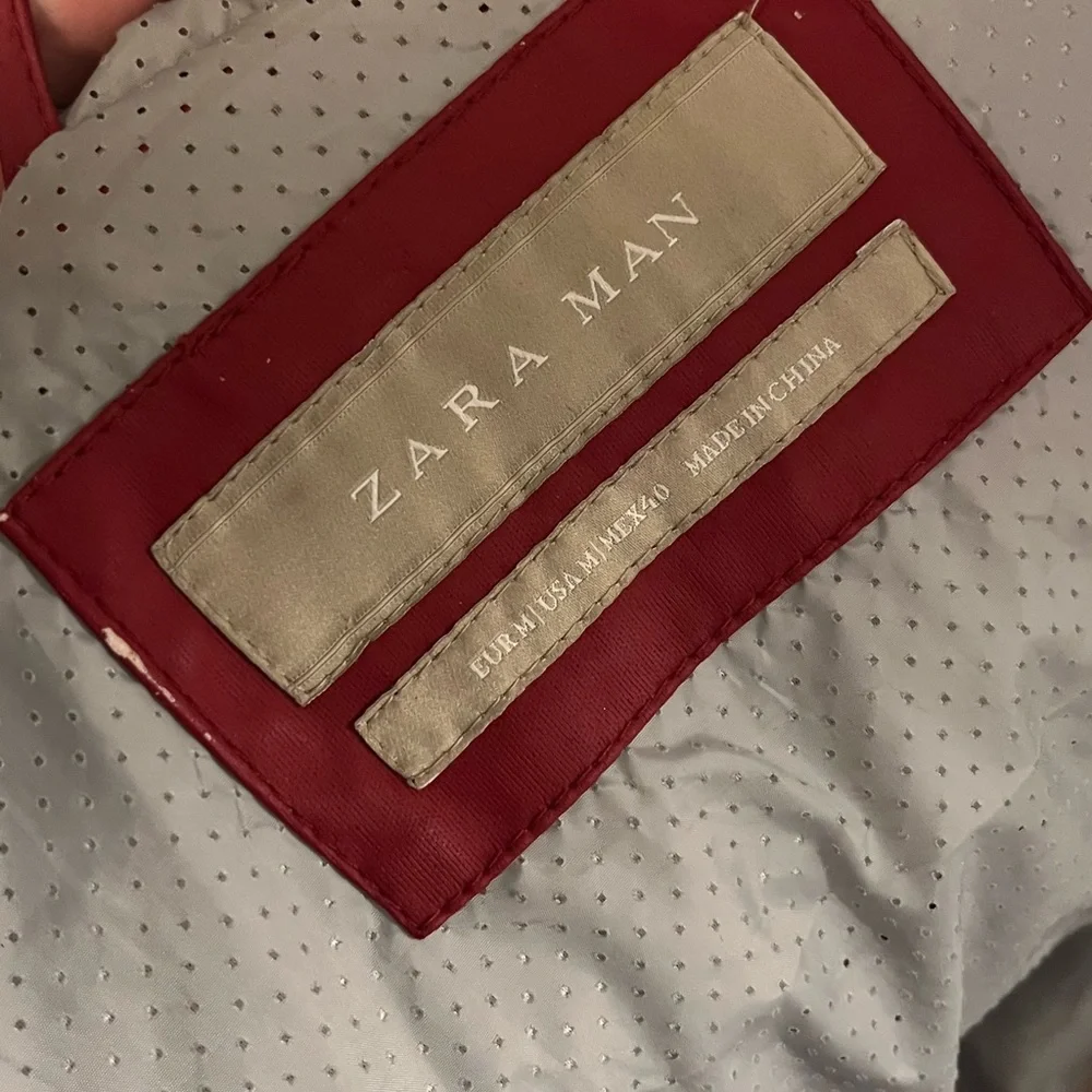 Red rain jacket - Picture 3 of 6